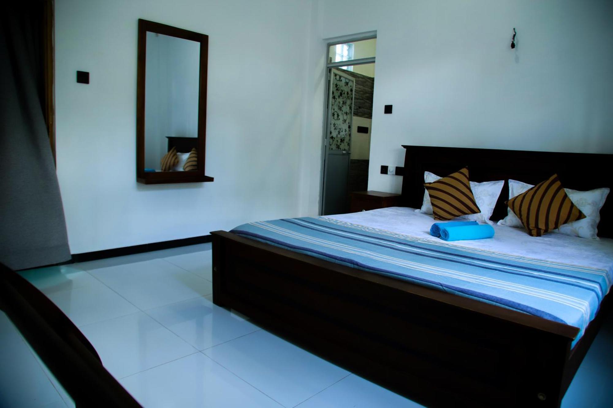 One 8 Mirissa Apartment Luaran gambar