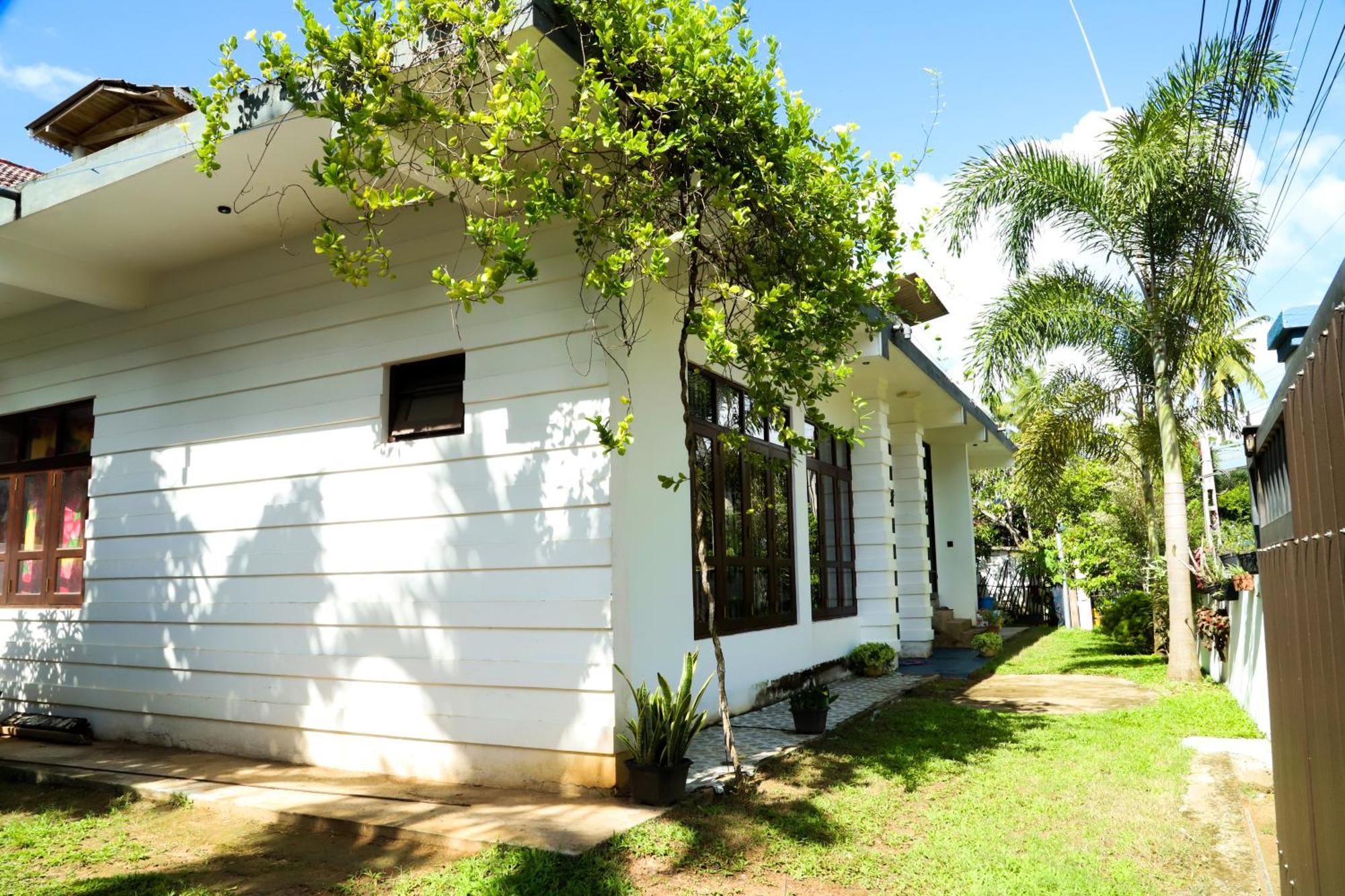 One 8 Mirissa Apartment Luaran gambar
